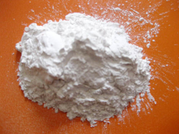 白刚玉段砂和白刚玉细粉的区别
