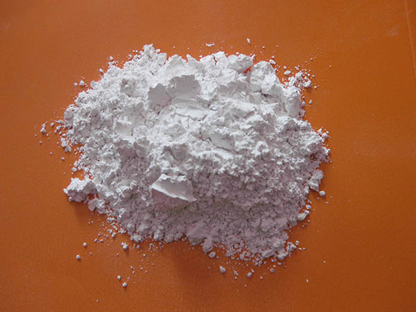 白刚玉微粉与原材料氧化铝粉有何不同