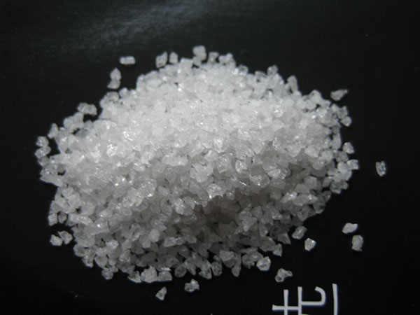 白刚玉磨料偏红的原因是什么