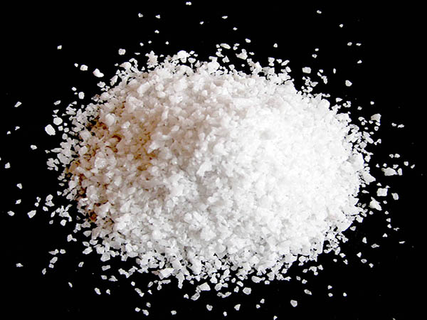 白刚玉和氧化铝砂一样吗